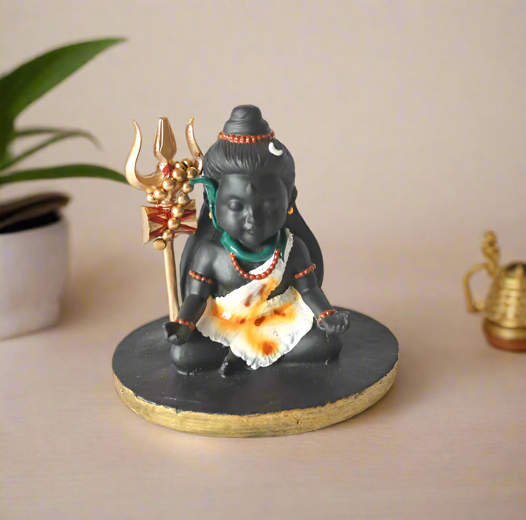 Adorable Bal Shiva in Meditation
