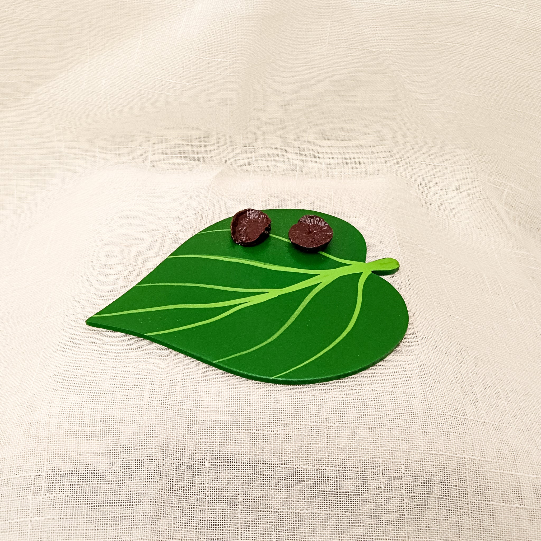 Wooden Traditional Betel Leaf